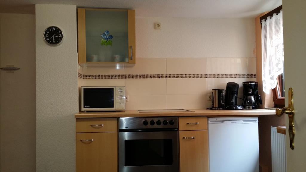 Apartement Victoria Swisttal Habitación foto