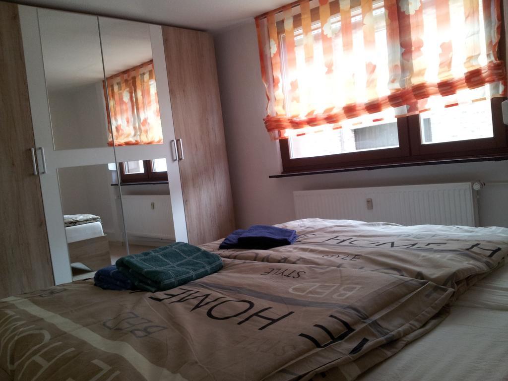Apartement Victoria Swisttal Habitación foto